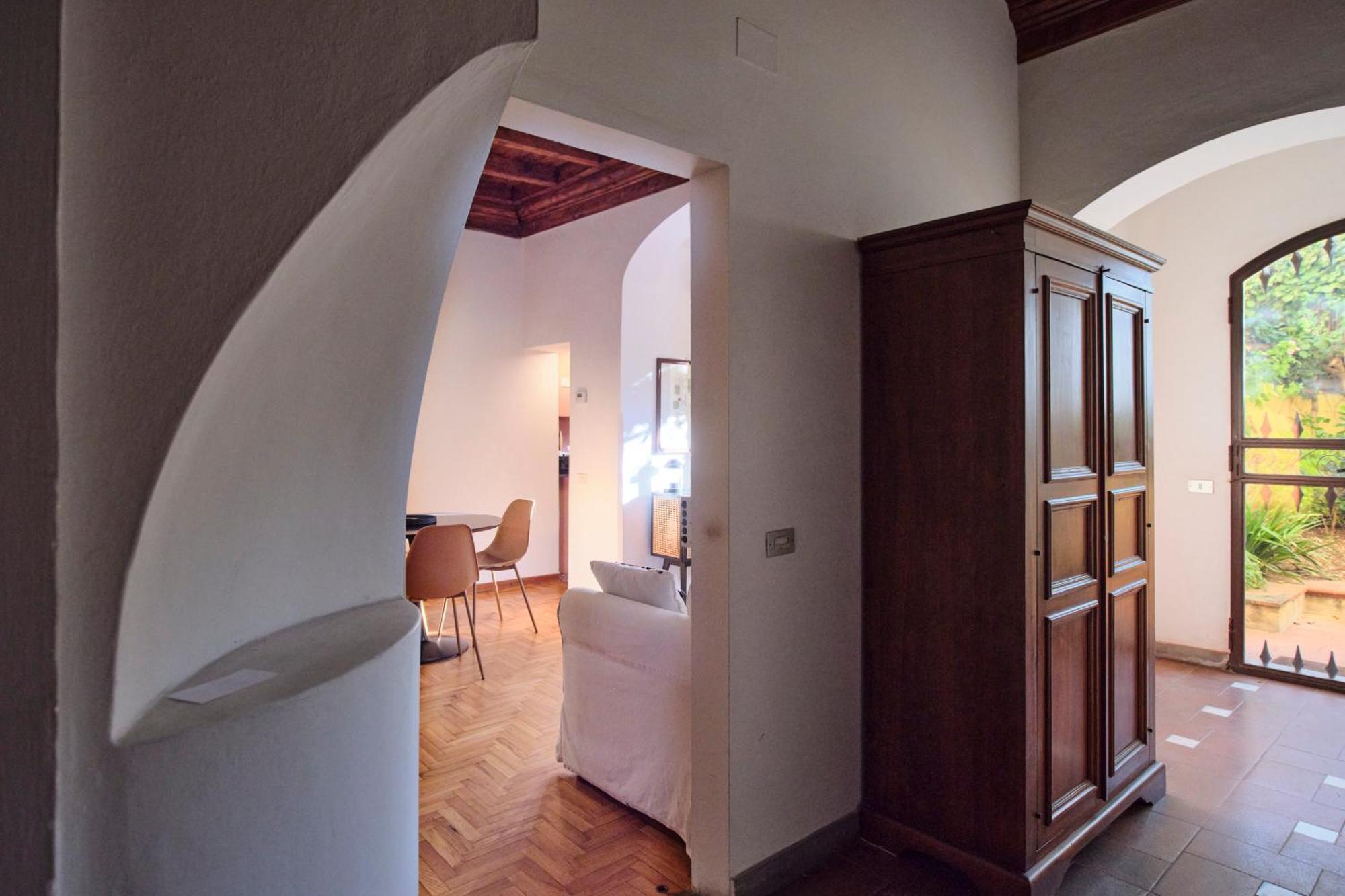 Enchanting Apartment With Patio, Lungarno Firenze Exterior foto